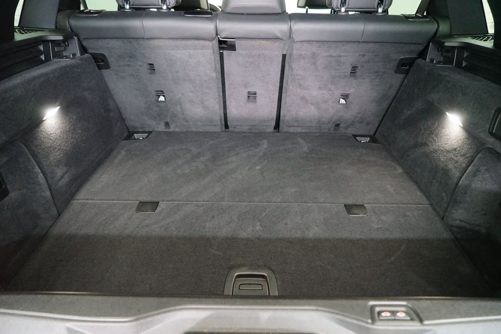 Fahrzeugabbildung BMW X5 xDrive45e [M Sport, Laser, HUD, DA Prof.]