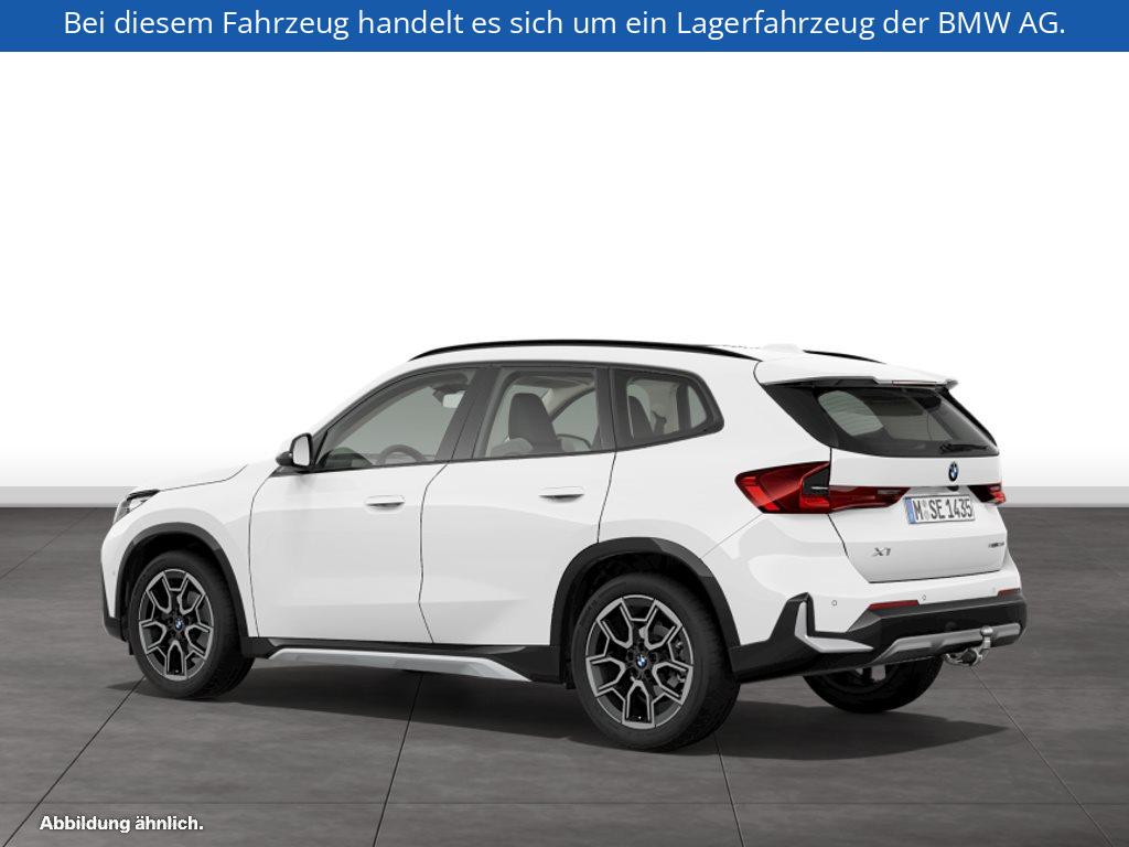 Fahrzeugabbildung BMW X1 sDrive20i