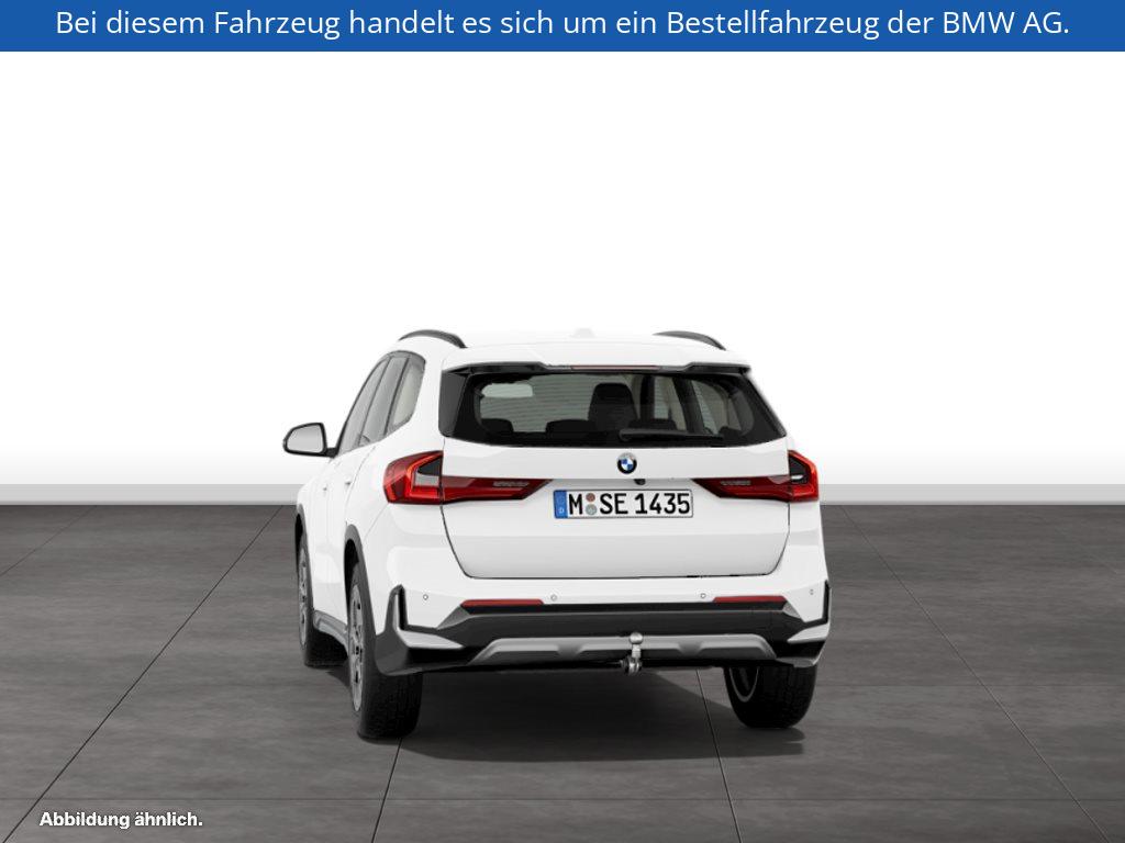 Fahrzeugabbildung BMW X1 sDrive20i