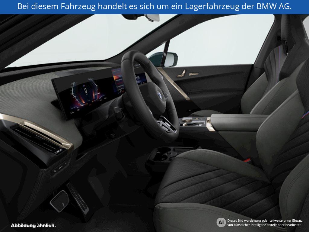 Fahrzeugabbildung BMW iX xDrive45