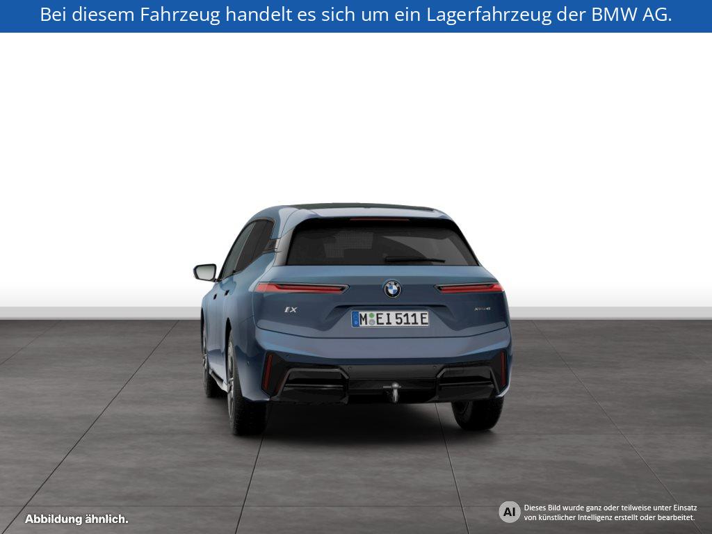 Fahrzeugabbildung BMW iX xDrive45