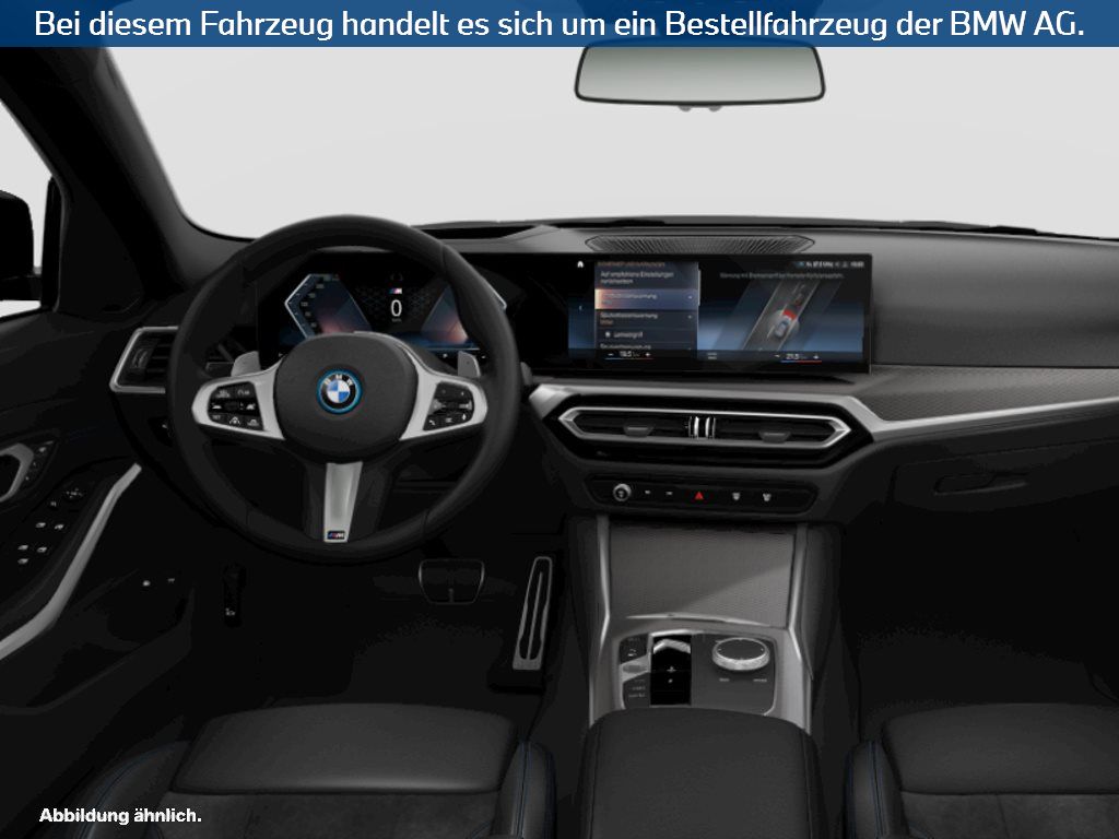 Fahrzeugabbildung BMW 330e xDrive Touring