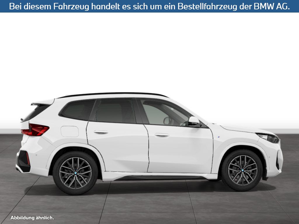 Fahrzeugabbildung BMW X1 sDrive18i SAV