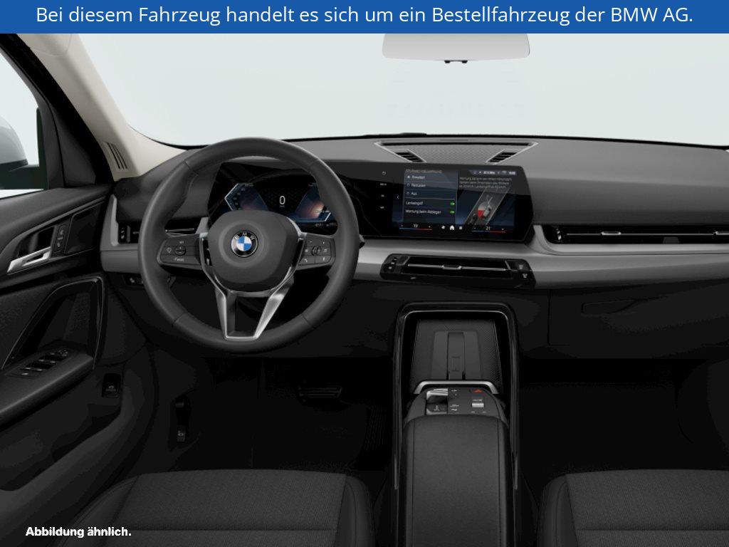 Fahrzeugabbildung BMW X2 sDrive20i