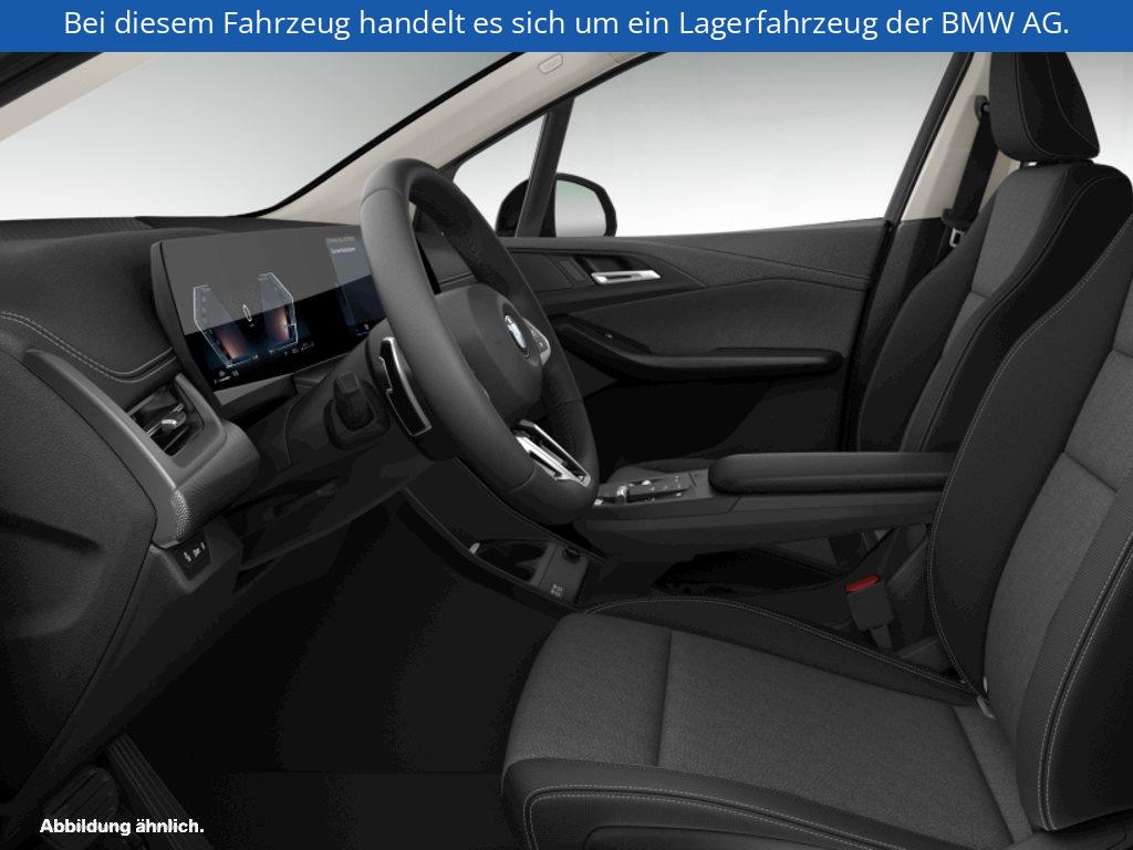 Fahrzeugabbildung BMW 218i Active Tourer