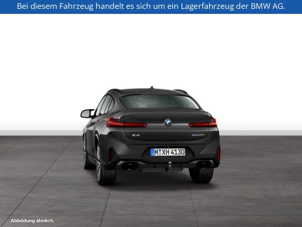 Fahrzeugabbildung BMW X4 M40i