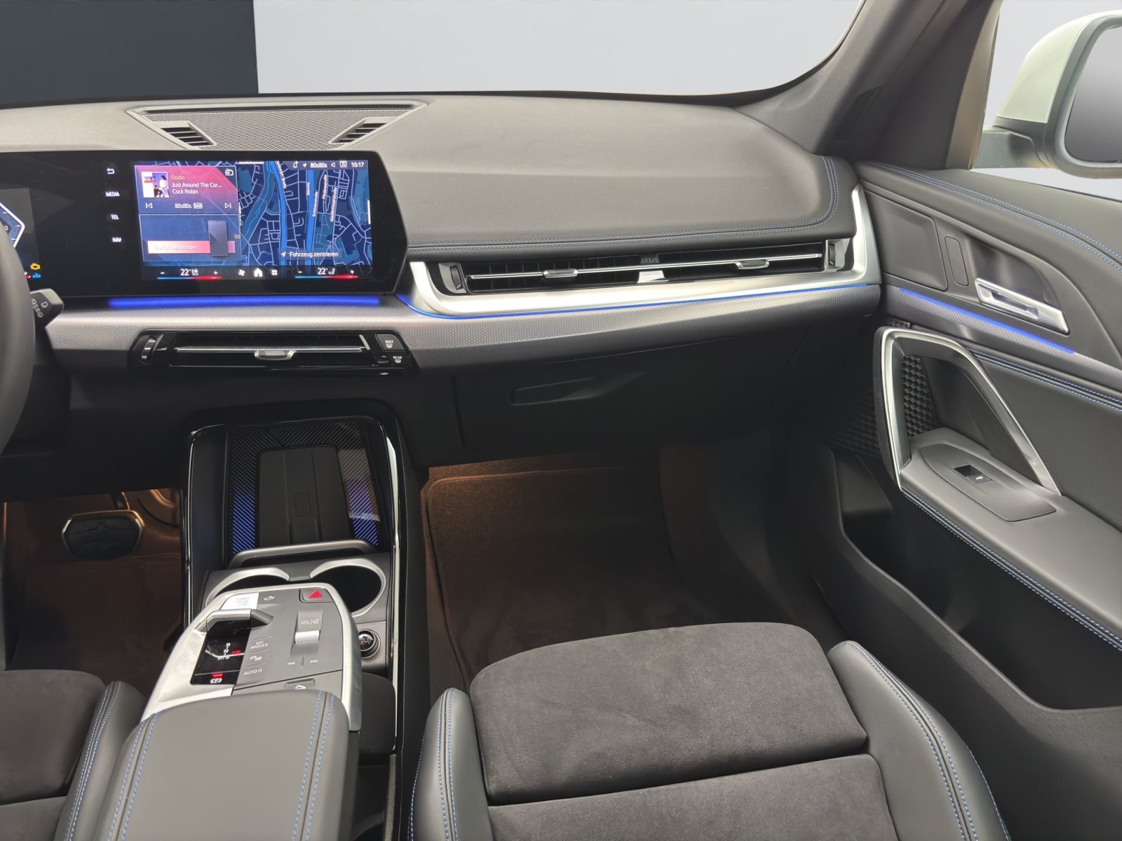 Fahrzeugabbildung BMW X1 sDrive20d [M Sport, AHK, ACC, RFK, 18 LMR]