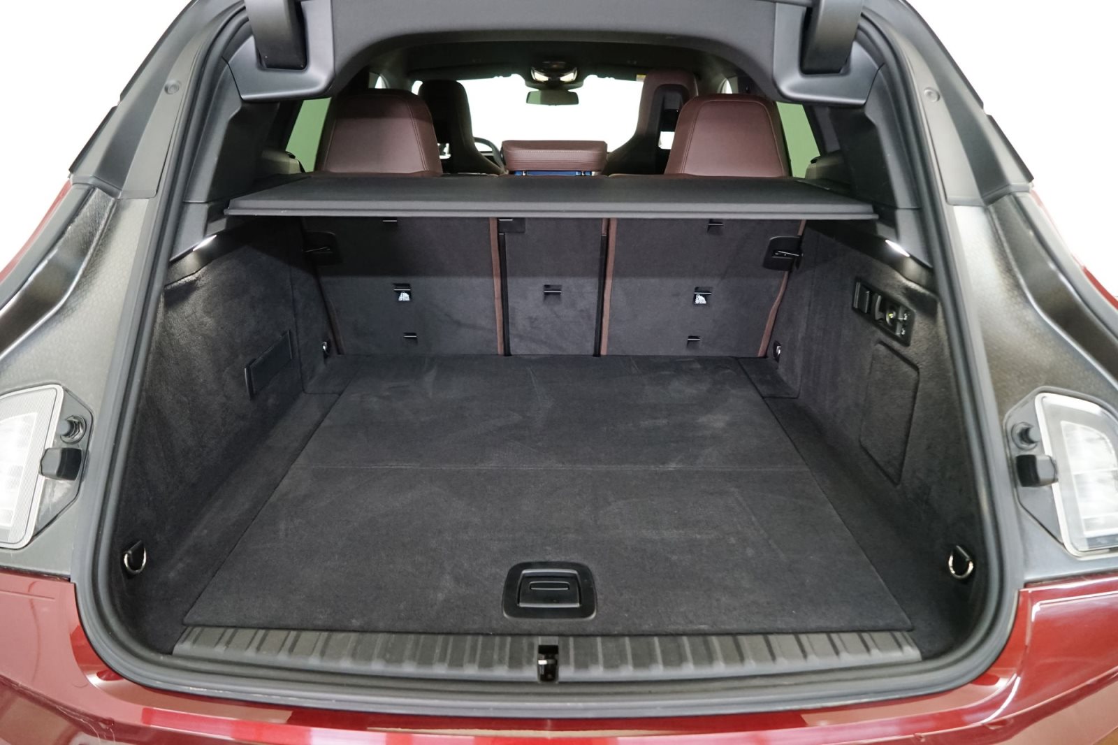Fahrzeugabbildung BMW iX xDrive40 [DA Prof., Laser, HK Sound, AHK]