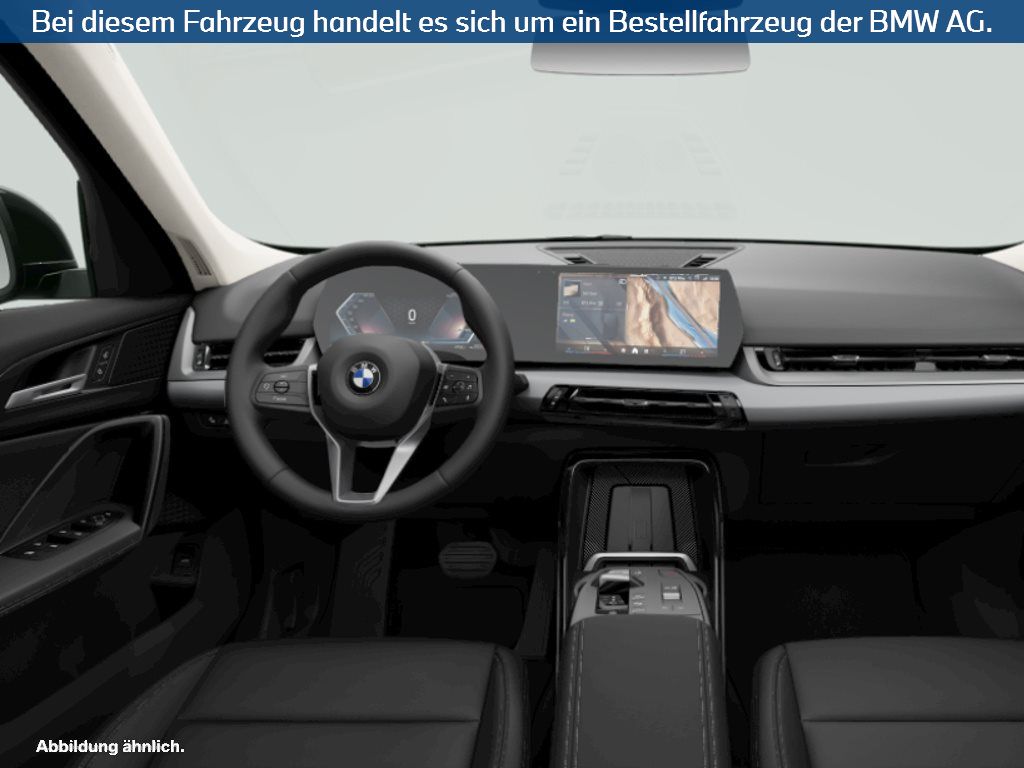 Fahrzeugabbildung BMW X1 sDrive18i SAV