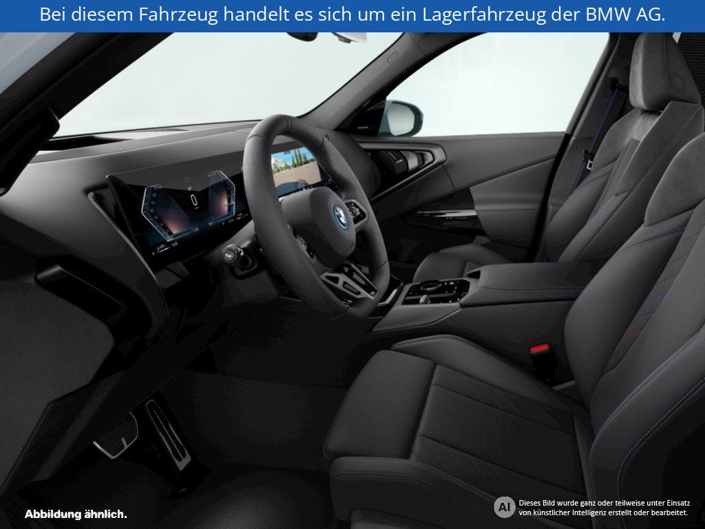 Fahrzeugabbildung BMW X3 30e xDrive