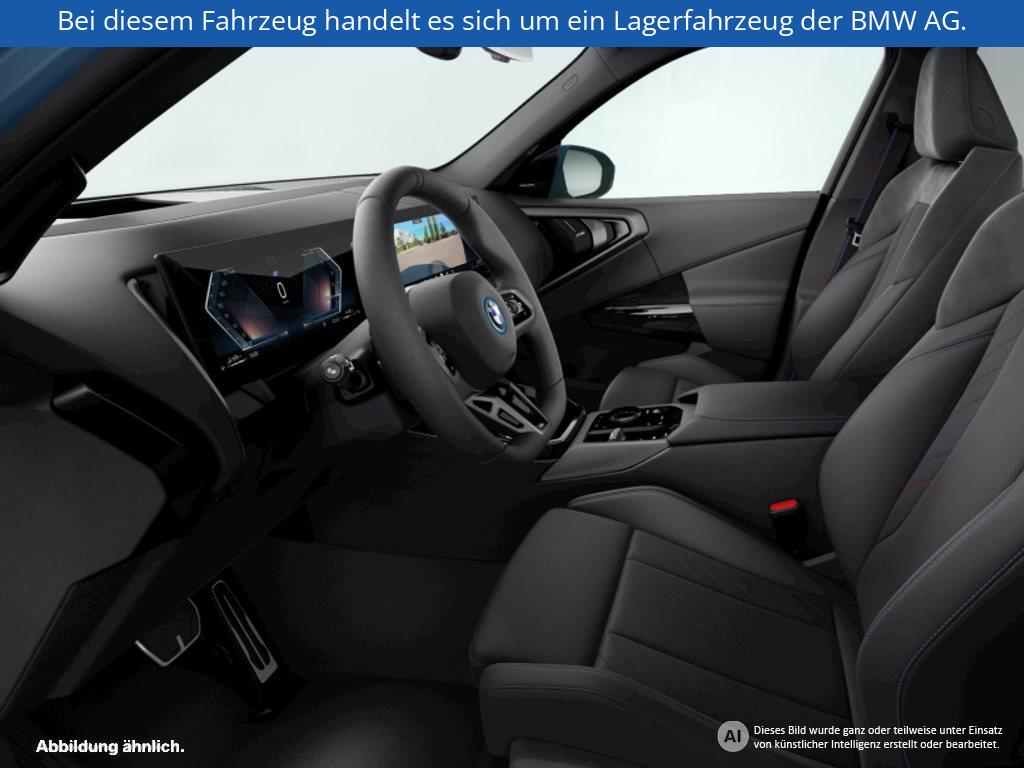 Fahrzeugabbildung BMW X3 30e xDrive