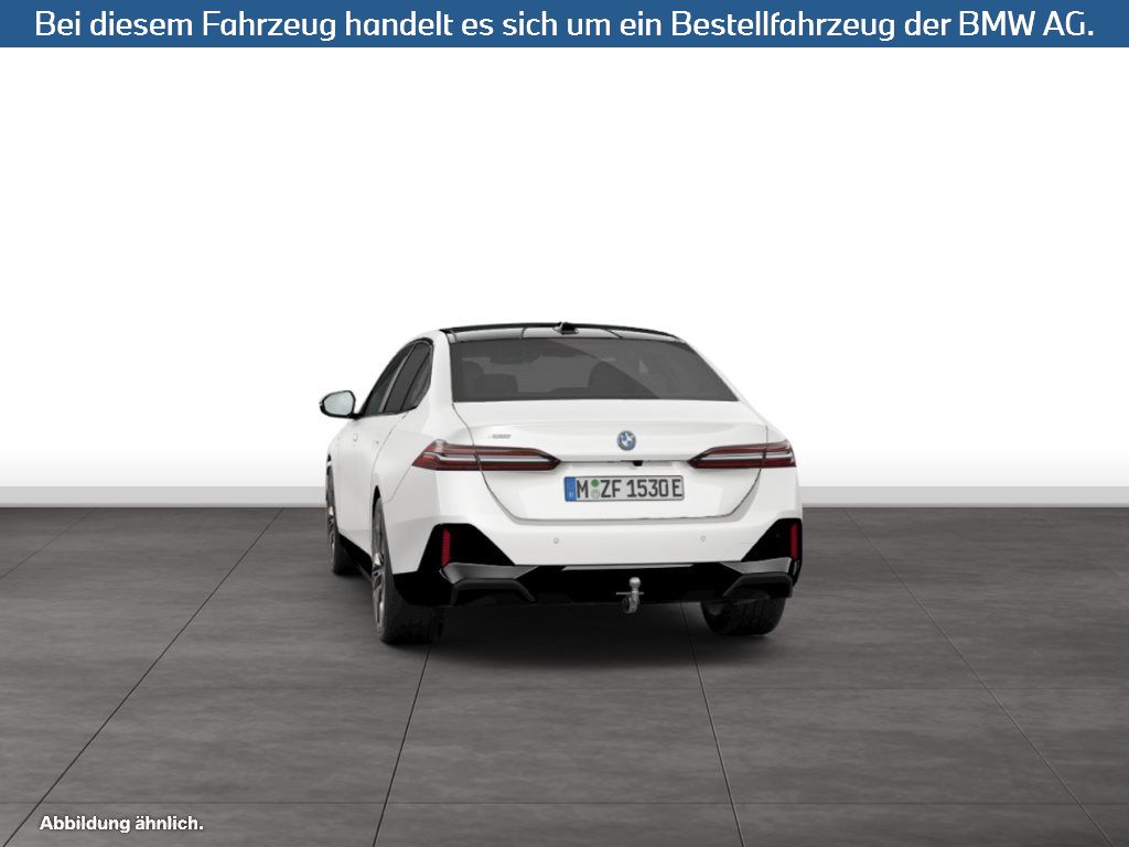Fahrzeugabbildung BMW 550e xDrive Limousine