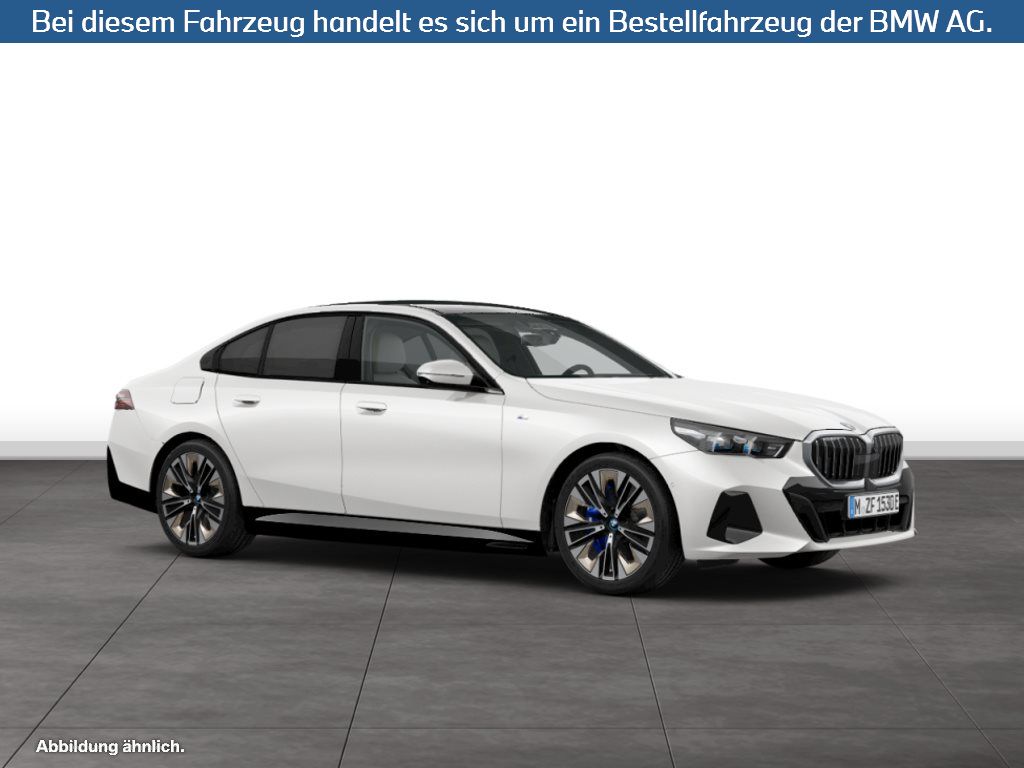 Fahrzeugabbildung BMW 550e xDrive Limousine