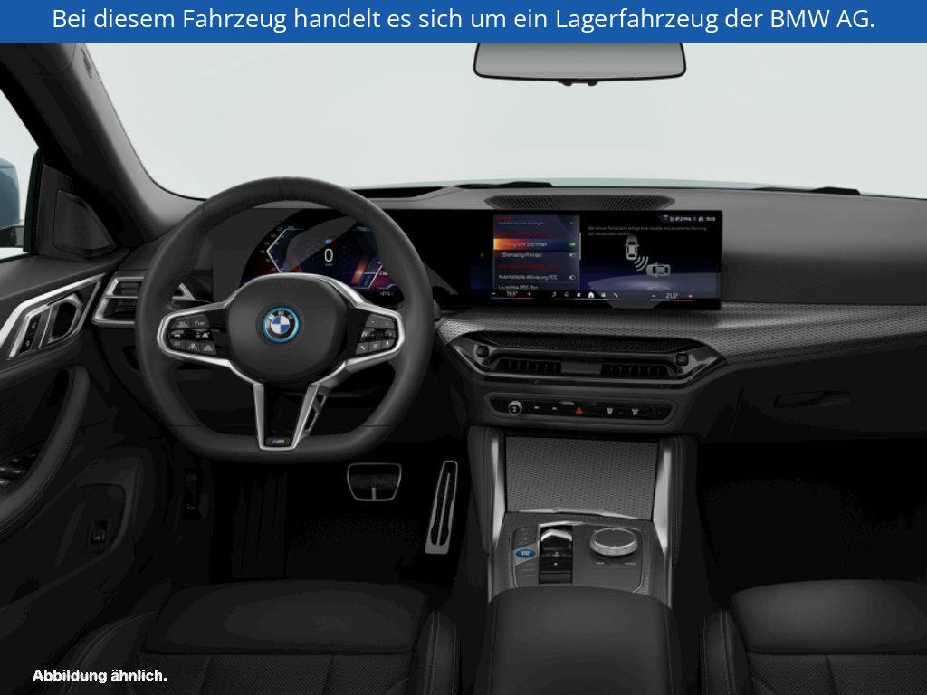 Fahrzeugabbildung BMW i4 xDrive40 Gran Coupé