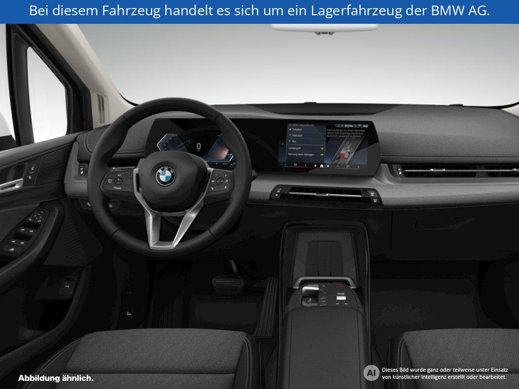 Fahrzeugabbildung BMW 220i Active Tourer