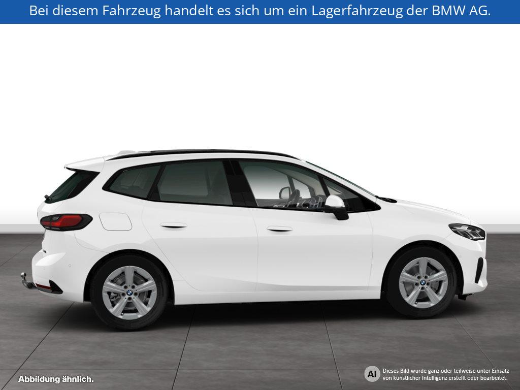 Fahrzeugabbildung BMW 220i Active Tourer