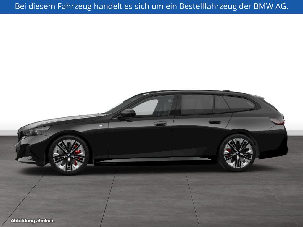 Fahrzeugabbildung BMW i5 eDrive40 Touring