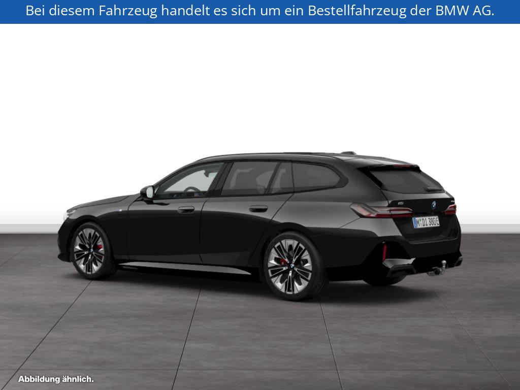 Fahrzeugabbildung BMW i5 eDrive40 Touring