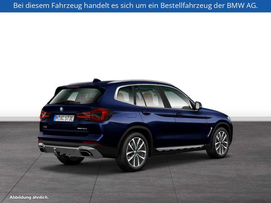 Fahrzeugabbildung BMW X3 xDrive30e