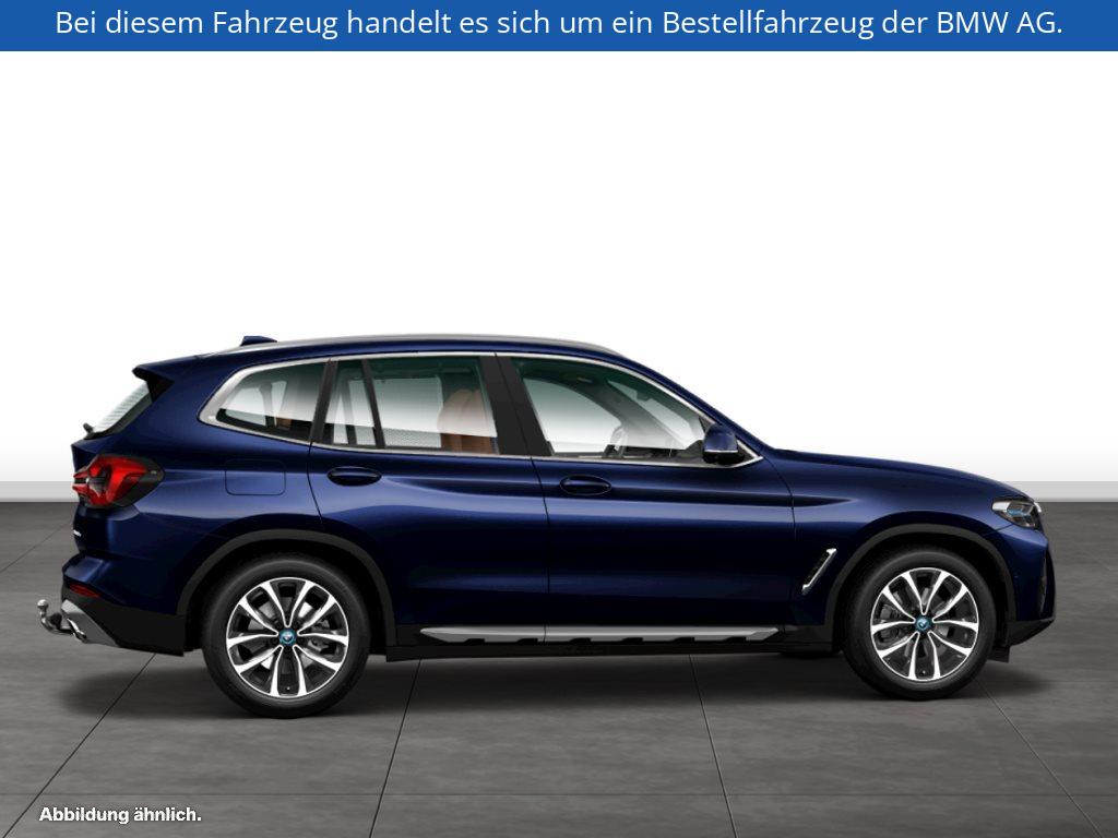 Fahrzeugabbildung BMW X3 xDrive30e