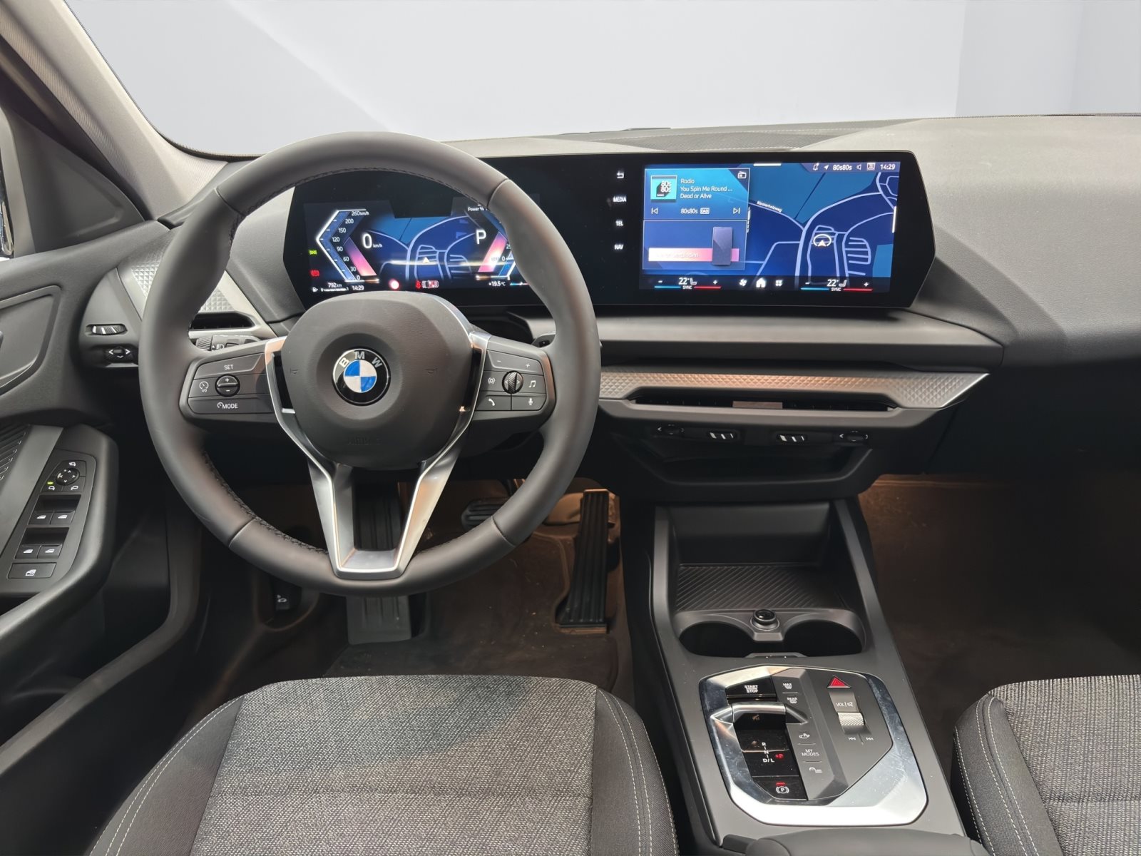Fahrzeugabbildung BMW 120 5-Türer [M Sport, Navi, RFK, SHZ, 18 LMR]
