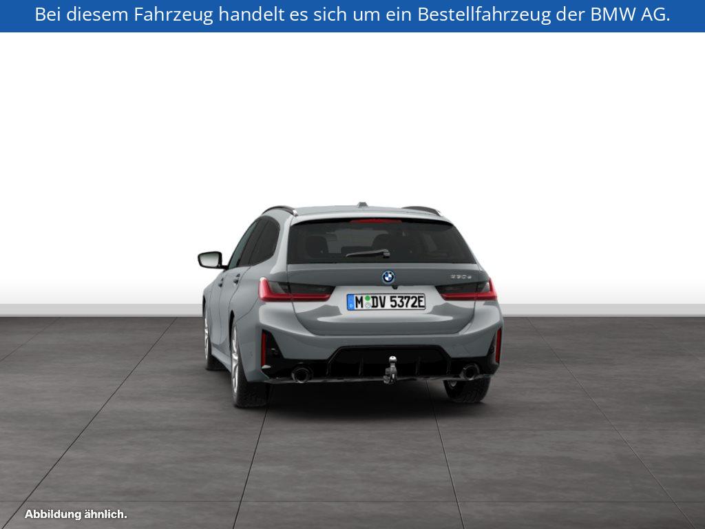 Fahrzeugabbildung BMW 330e Touring