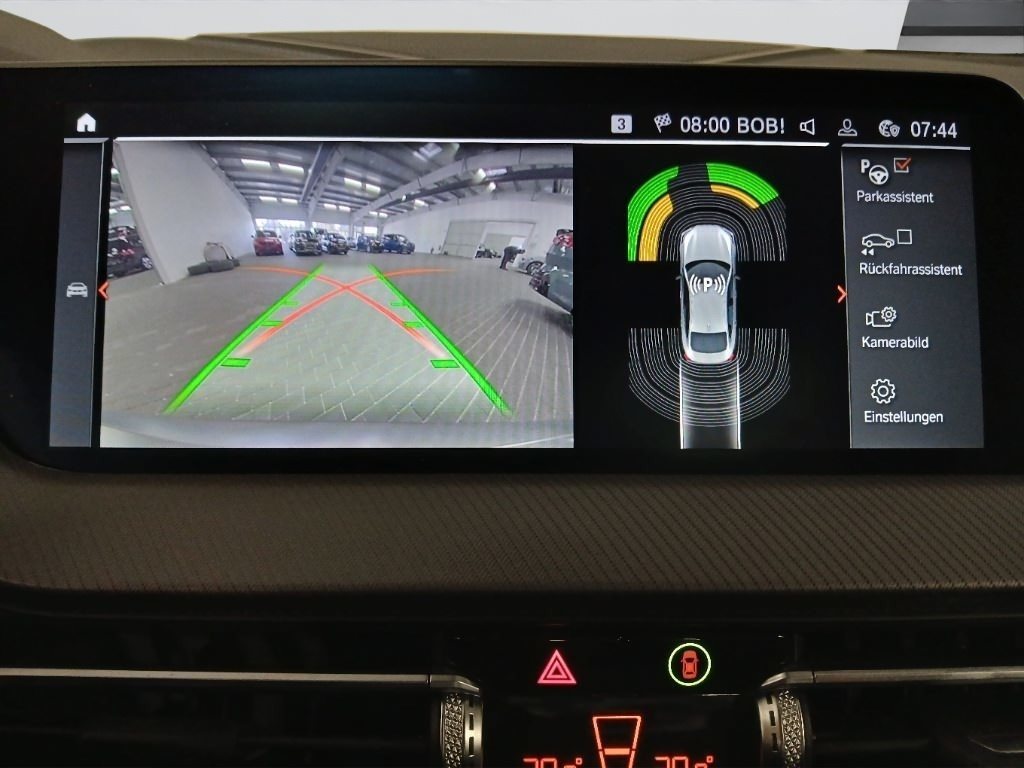 Fahrzeugabbildung BMW 218i Gran Coupé [M Sport, LC Prof., ACC, AHK]