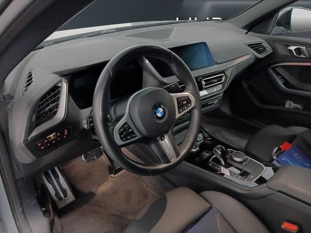 Fahrzeugabbildung BMW 218i Gran Coupé [M Sport, LC Prof., ACC, AHK]