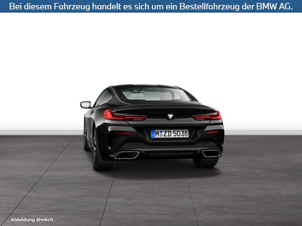 Fahrzeugabbildung BMW 840i Coupé