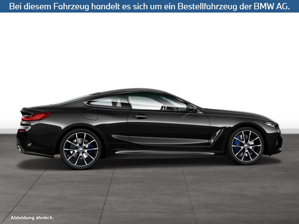 Fahrzeugabbildung BMW 840i Coupé