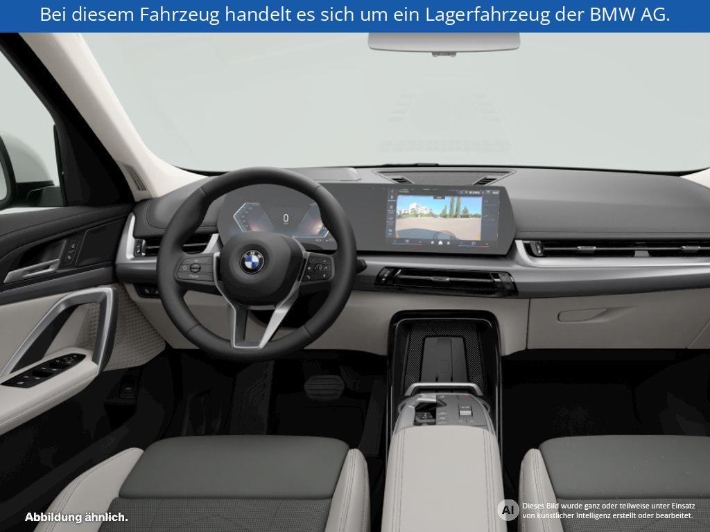 Fahrzeugabbildung BMW X1 sDrive20i