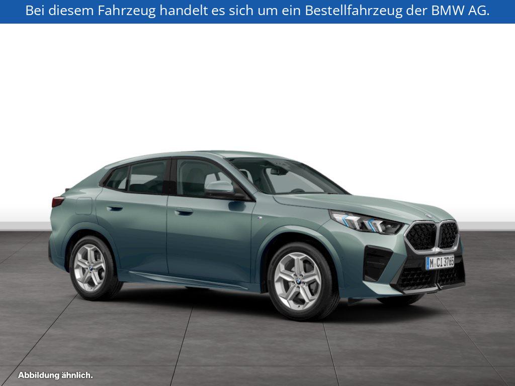 Fahrzeugabbildung BMW X2 sDrive18d