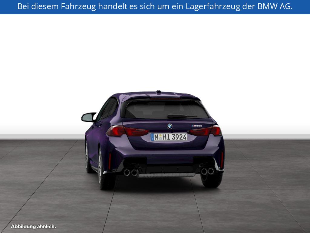 Fahrzeugabbildung BMW M135 xDrive