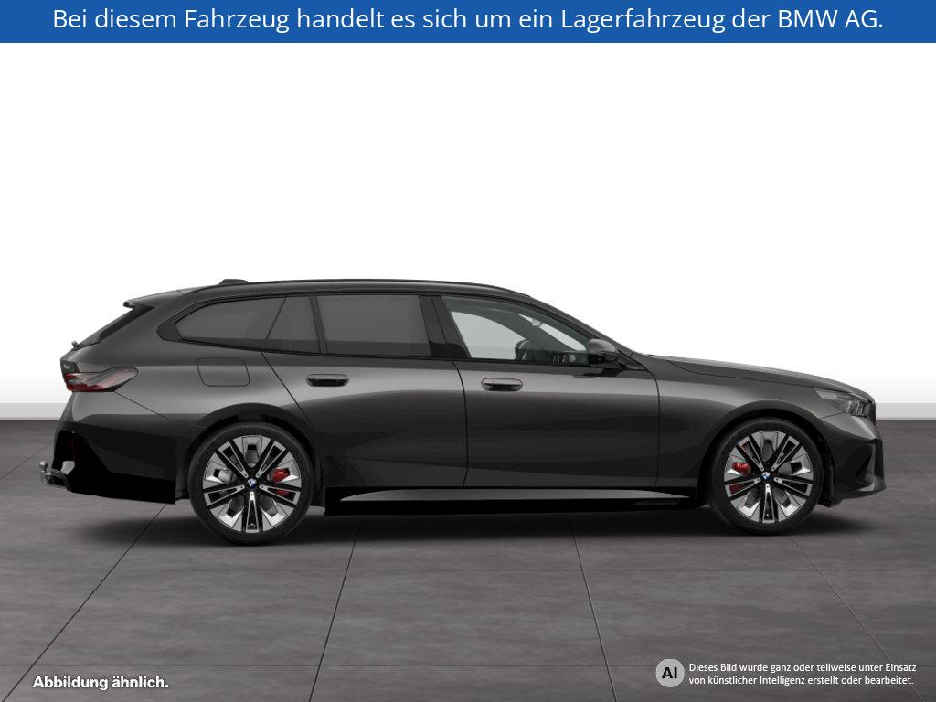 Fahrzeugabbildung BMW 550e xDrive Touring