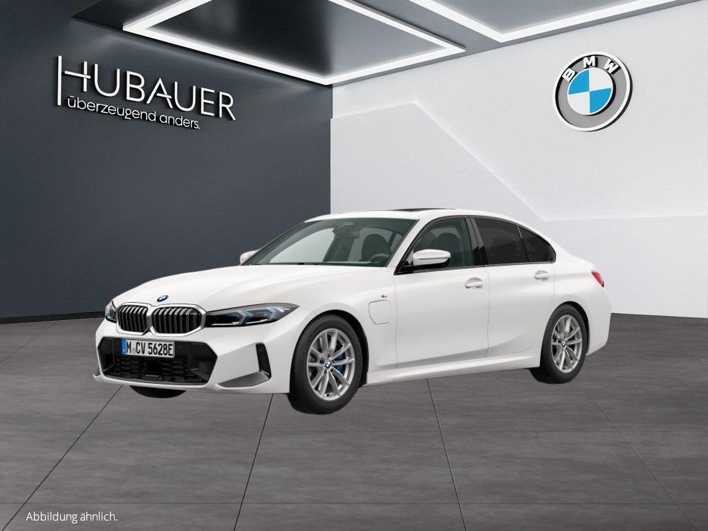 BMW 330e Limousine