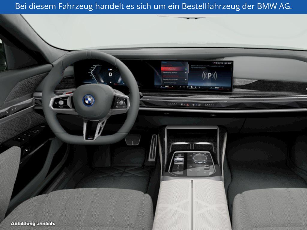 Fahrzeugabbildung BMW i7 M70 xDrive Limousine