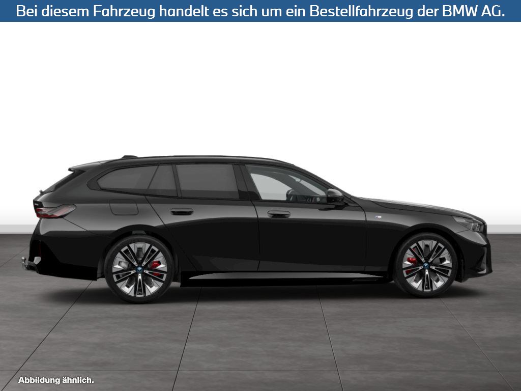 Fahrzeugabbildung BMW i5 eDrive40 Touring
