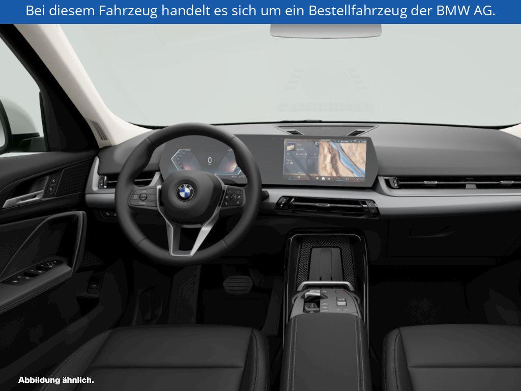 Fahrzeugabbildung BMW X1 sDrive20i