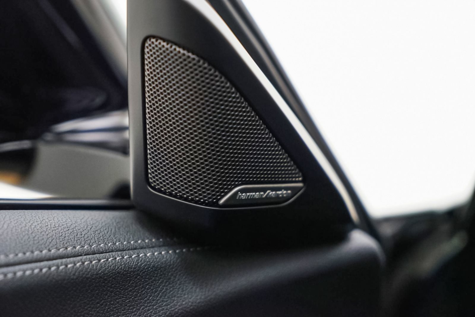 Fahrzeugabbildung BMW Z4 M40i [HUD, ACC, RFK, 19 LMR, Sitze elektr.]
