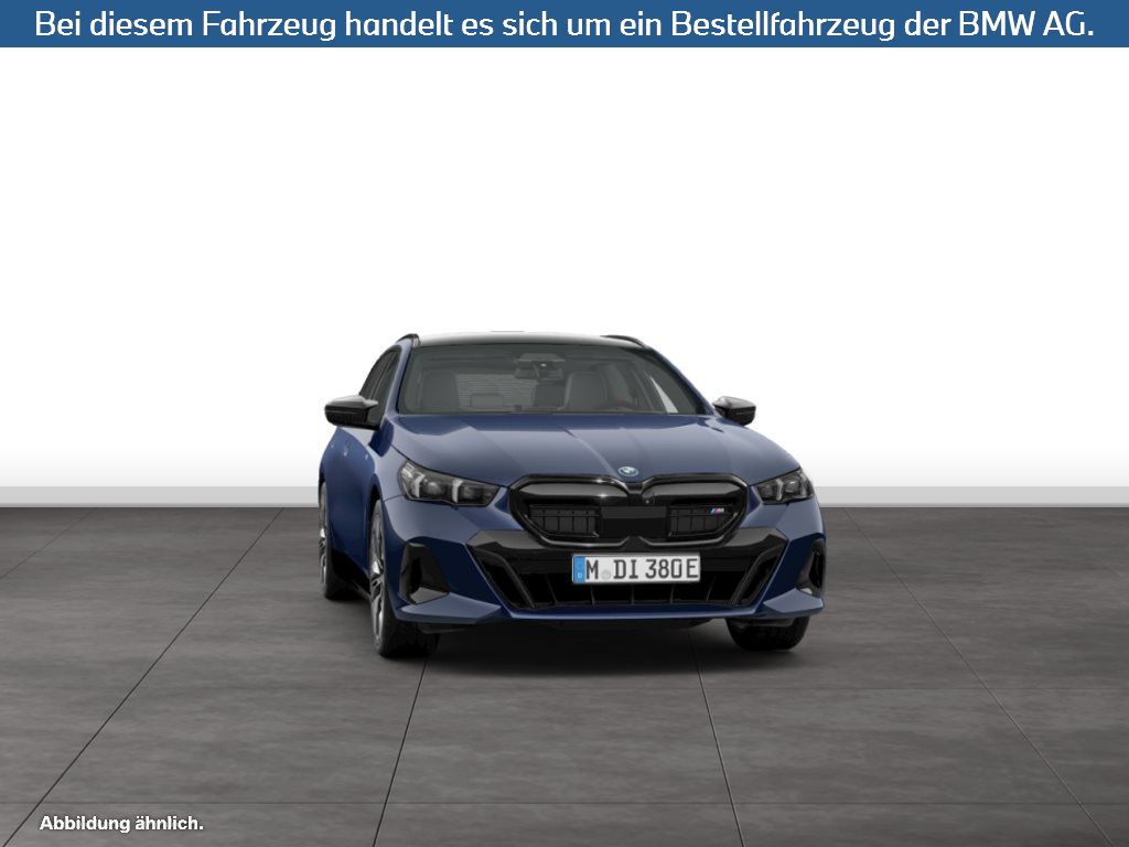 Fahrzeugabbildung BMW i5 M60 xDrive Touring