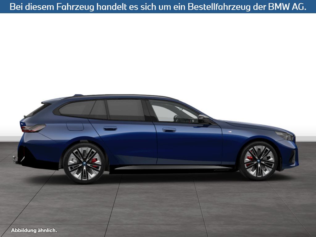 Fahrzeugabbildung BMW i5 M60 xDrive Touring