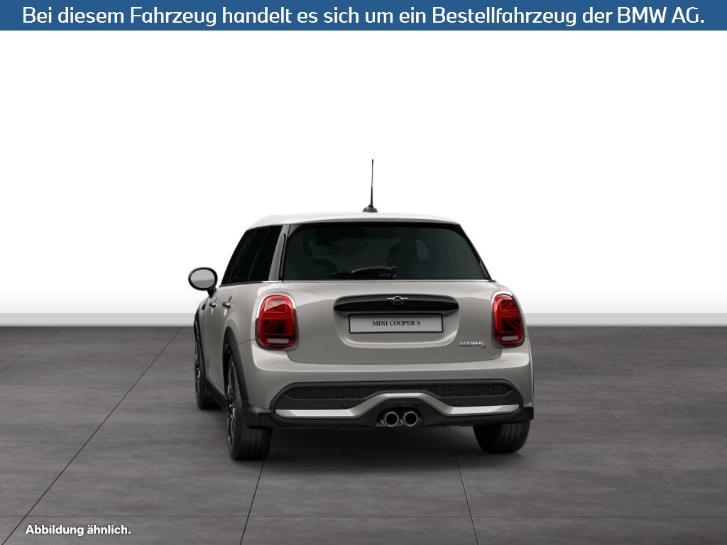 Fahrzeugabbildung MINI Cooper S 5-Türer