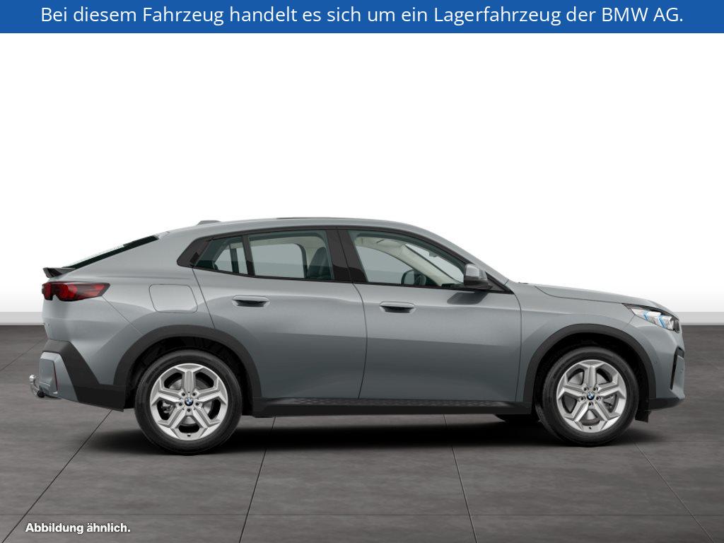 Fahrzeugabbildung BMW X2 sDrive20i