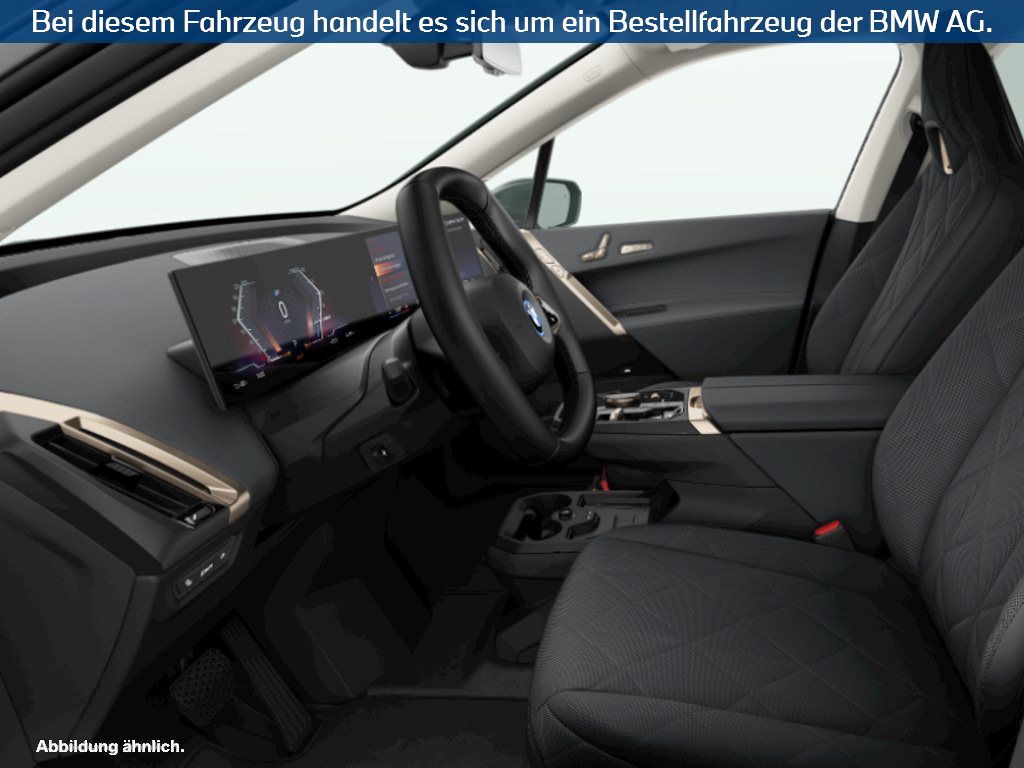 Fahrzeugabbildung BMW iX xDrive50