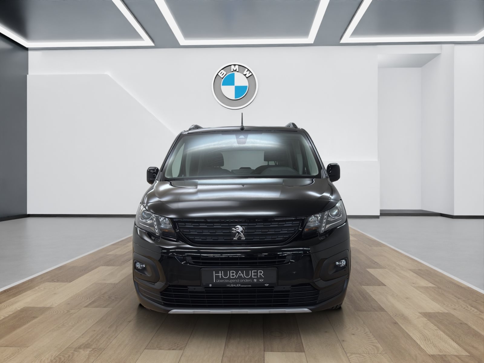 Fahrzeugabbildung Peugeot Rifter 1.2 PureTech 130 [ACC, RFK, SHZ, 17 LMR]