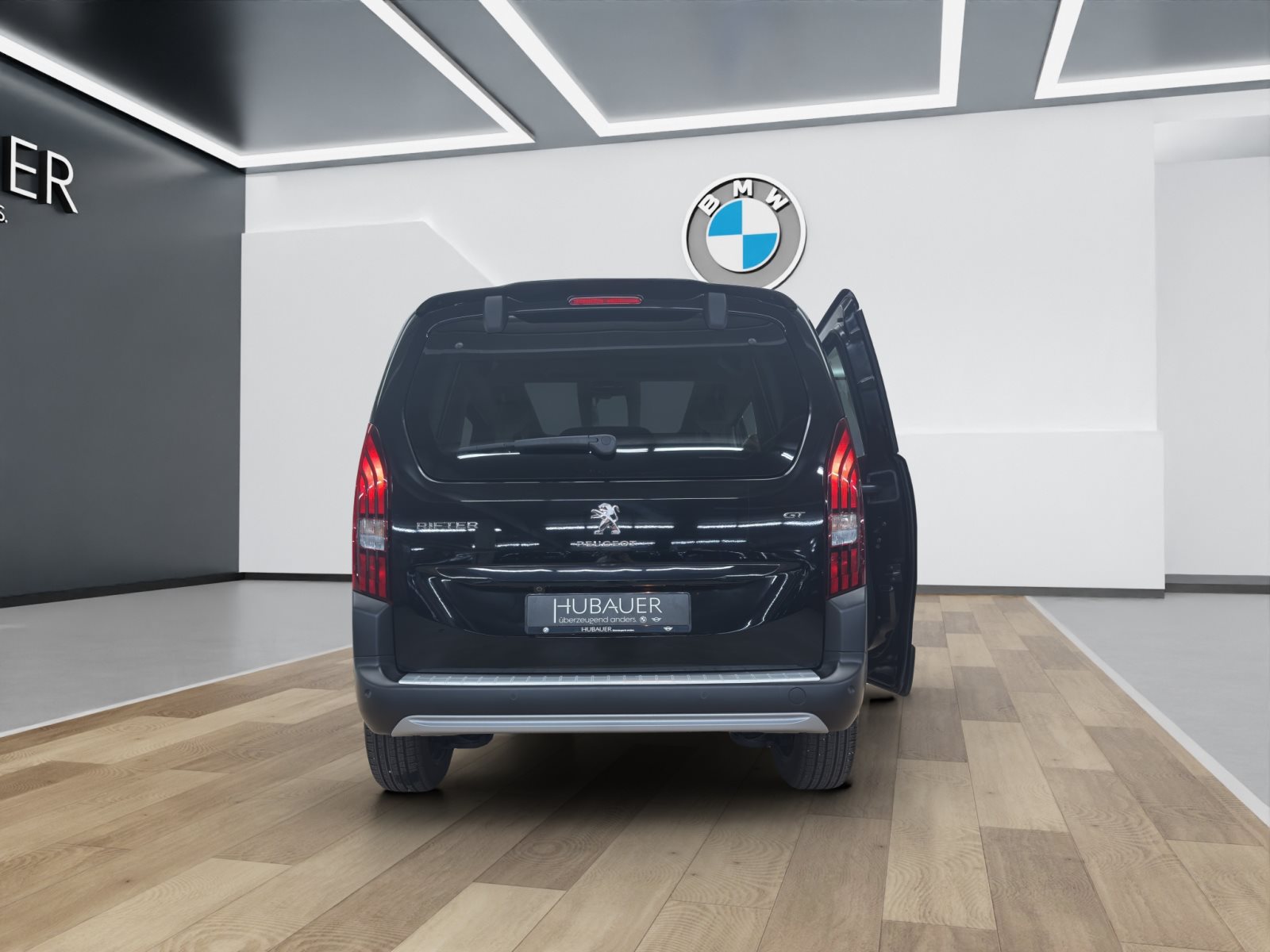 Fahrzeugabbildung Peugeot Rifter 1.2 PureTech 130 [ACC, RFK, SHZ, 17 LMR]