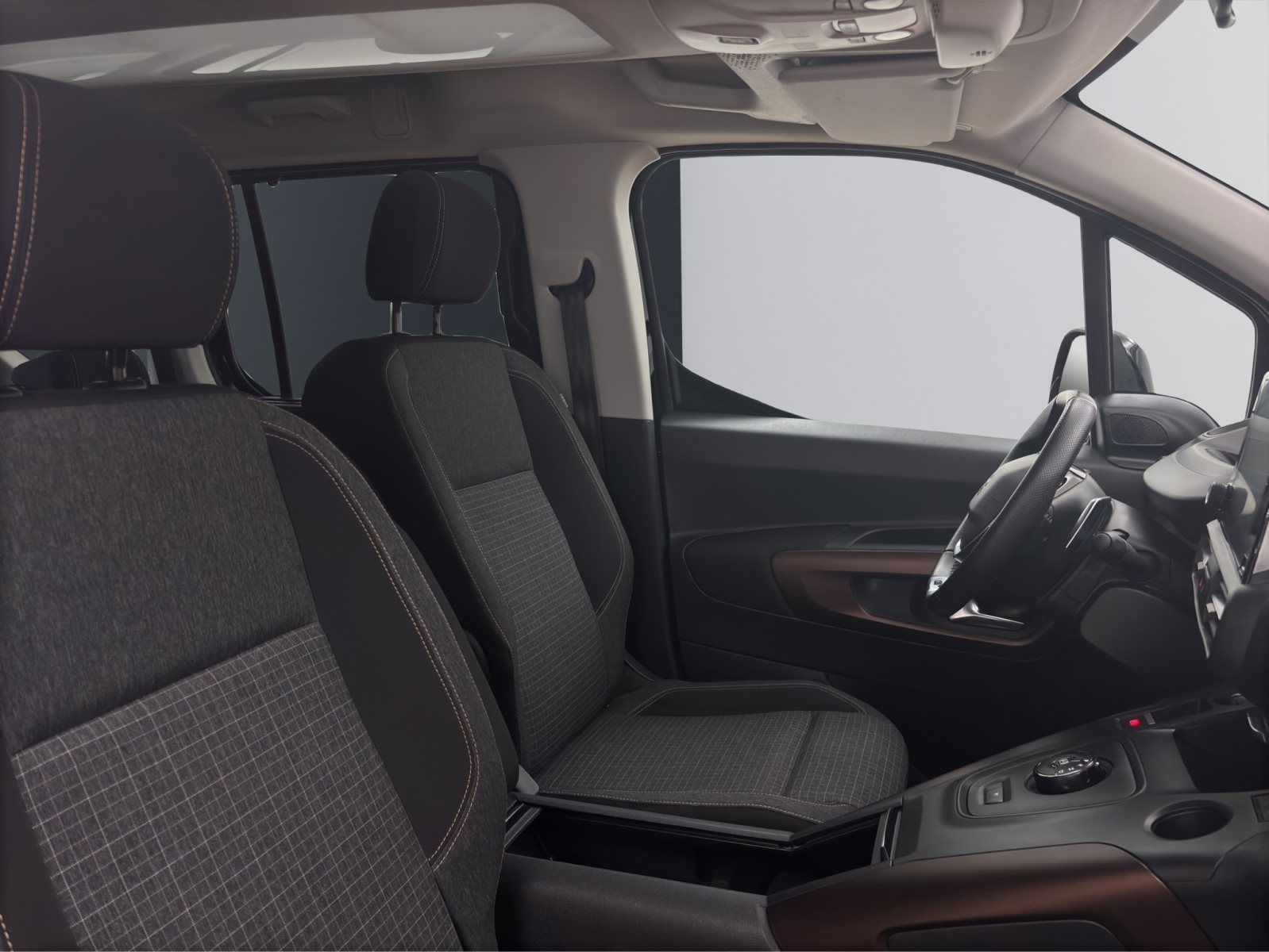 Fahrzeugabbildung Peugeot Rifter 1.2 PureTech 130 [ACC, RFK, SHZ, 17 LMR]
