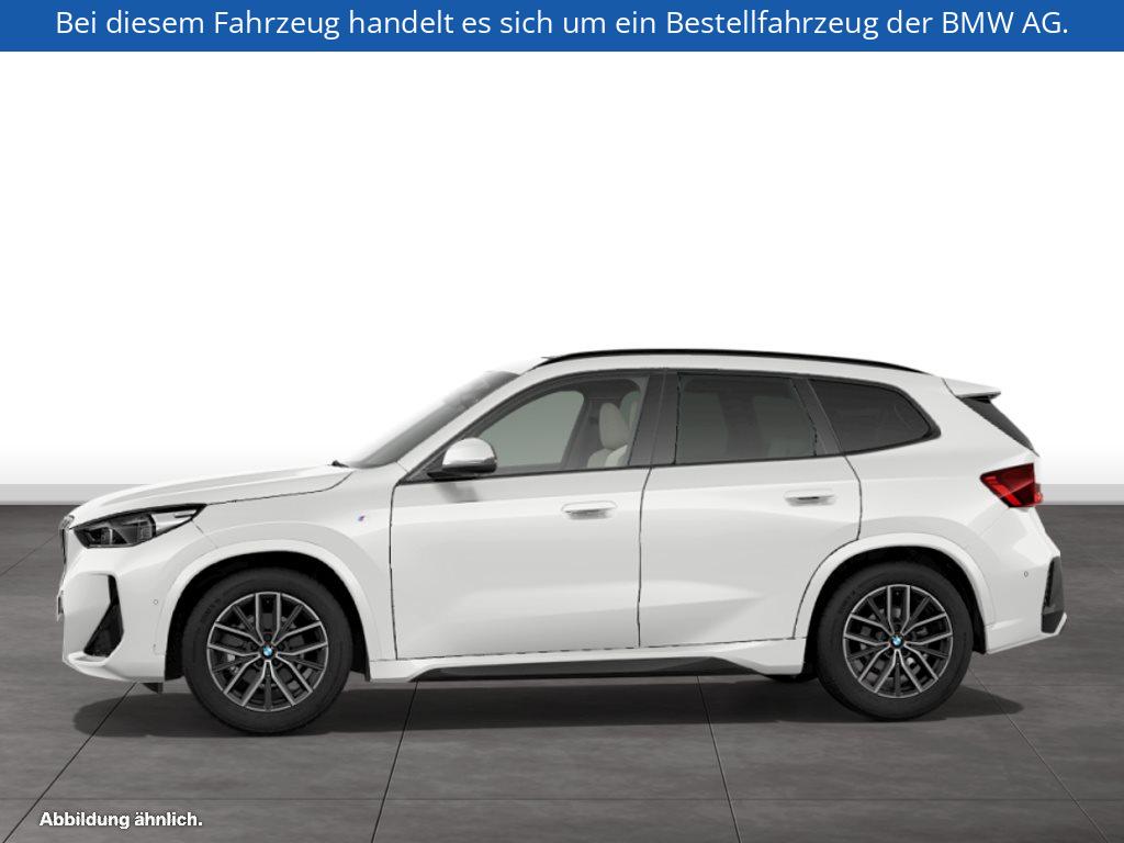Fahrzeugabbildung BMW X1 sDrive20i