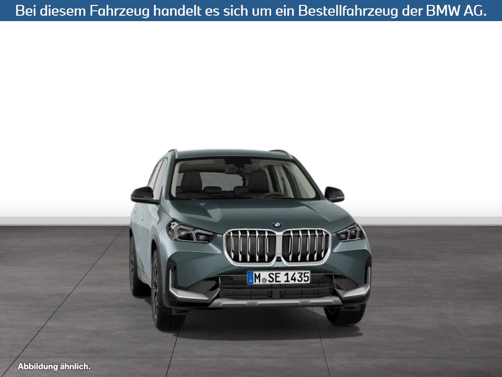 Fahrzeugabbildung BMW X1 xDrive23i