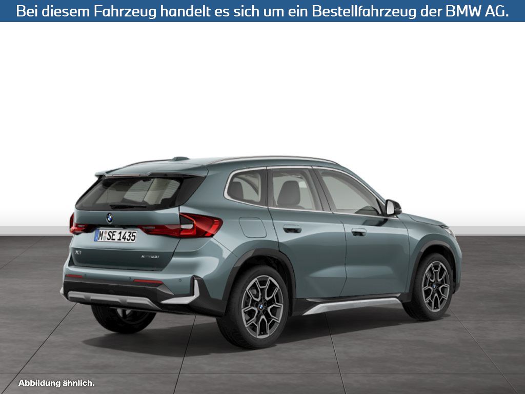 Fahrzeugabbildung BMW X1 xDrive23i